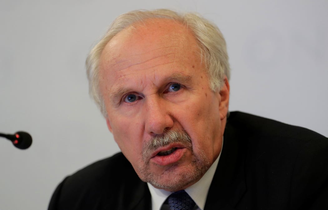 Nowotny (bce) prone une fin rapide des taux negatifs