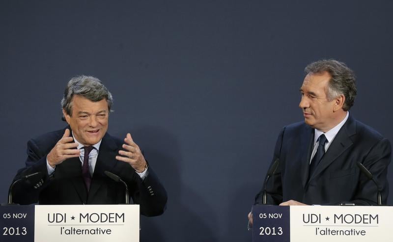 Jean-Pierre Raffarin qualifie le duo Borloo-Bayrou d'équipe B