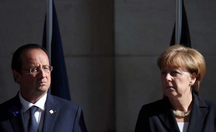 Francois hollande et angela merkel se retrouvent a strasbourg pour discuter de la grece