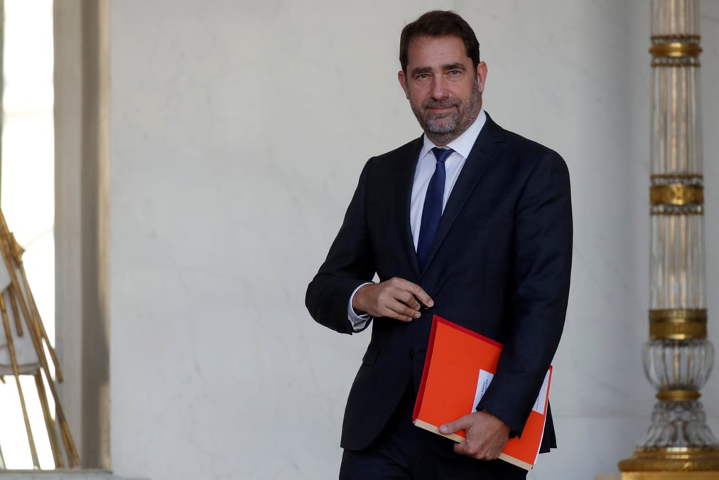 Castaner ouvert a une indemnisation des policiers