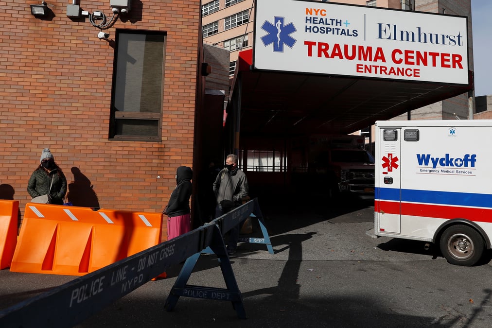 Coronavirus: aux etats-unis, le bilan depasse les 250.000 morts, selon les cdc