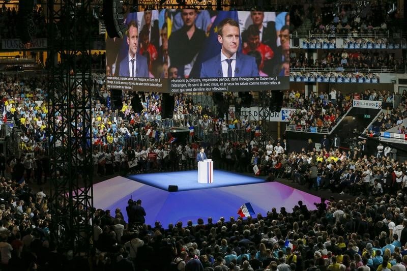 Macron invite en france les entreprises innovantes americaines