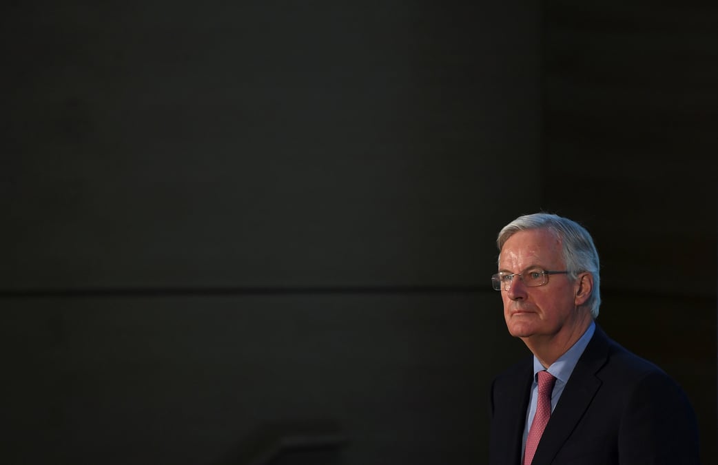 L'ue doit se preparer au risque d'un brexit sans accord, dit barnier