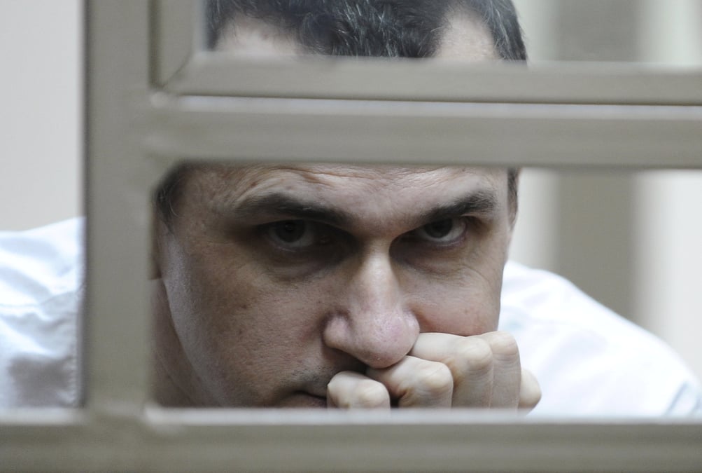 Oleg sentsov met fin a sa greve de la faim