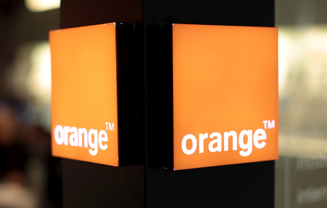 Orange interrompt a son tour la diffusion de bfmtv