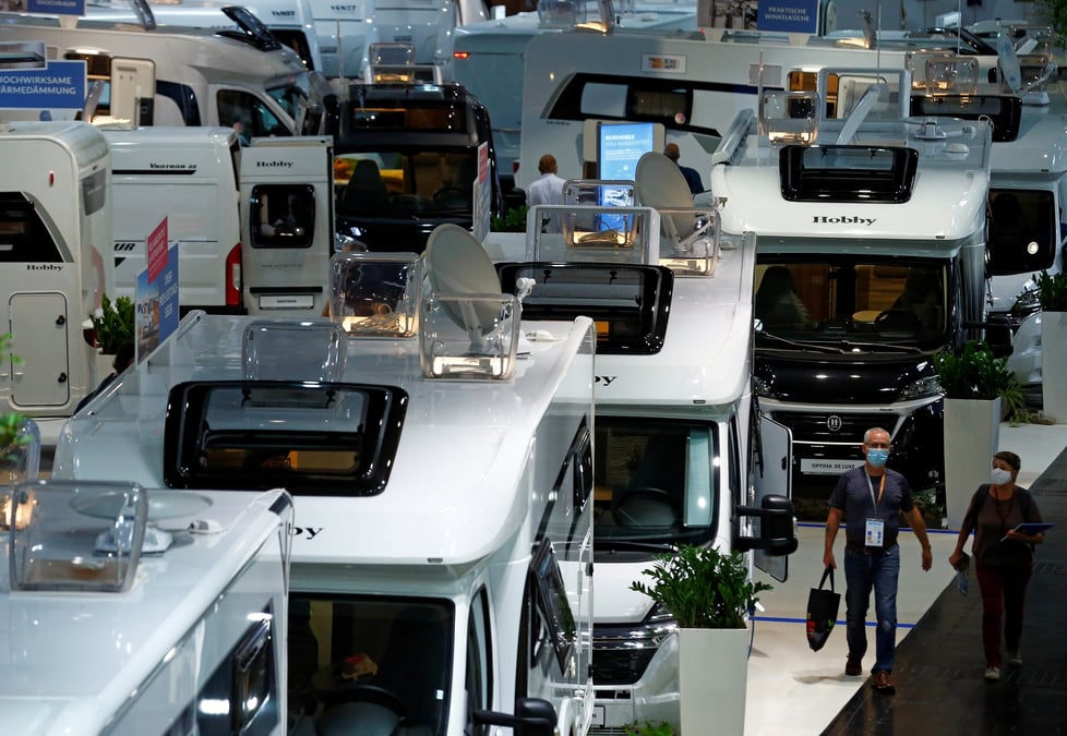 Le "caravan salon" dedie aux caravanes, camping-cars et au camping, a dusseldorf, en allemagne