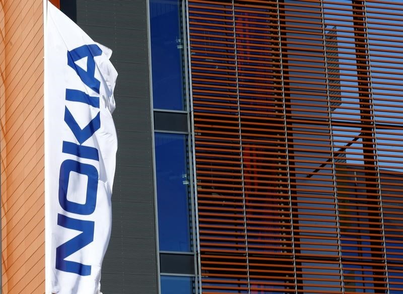 Nokia discute avec plusieurs acteurs d'une vente de sa division de cables sous-marins