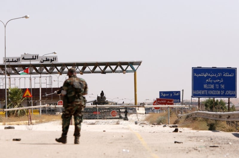 L'armee jordanienne repousse des djihadistes qui fuyaient la syrie