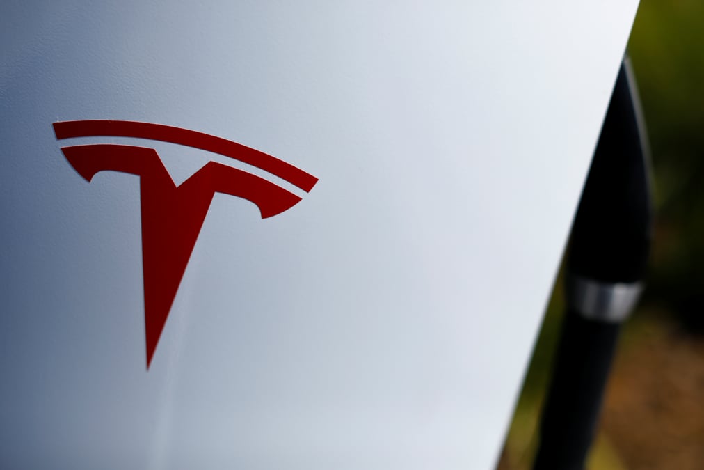 Tesla a suivre a wall street