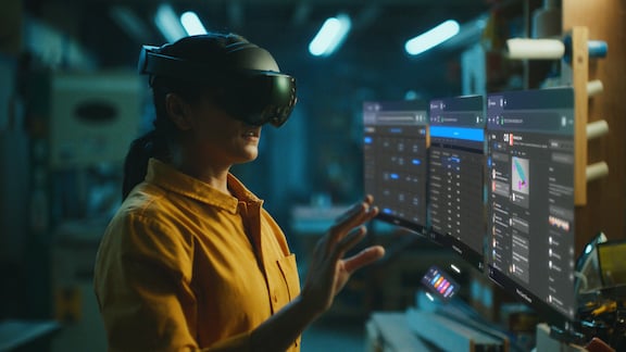 Ateme prévoit que, dans les années à venir, sa croissance  sera portée par l'émergence du Spatial Computing, ou informatique spatiale, un contenu stéréoscopique 3D destiné au casque de réalité virtuelle.