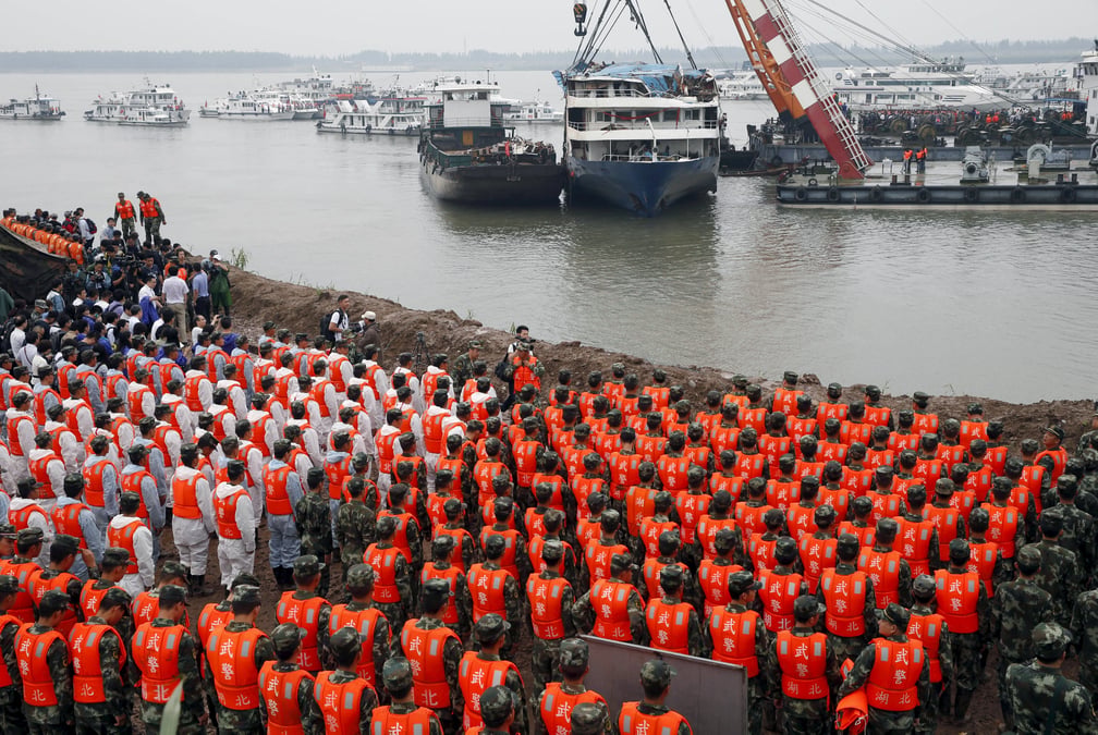 Le bilan du naufrage sur le yangtse atteint desormais 431 morts
