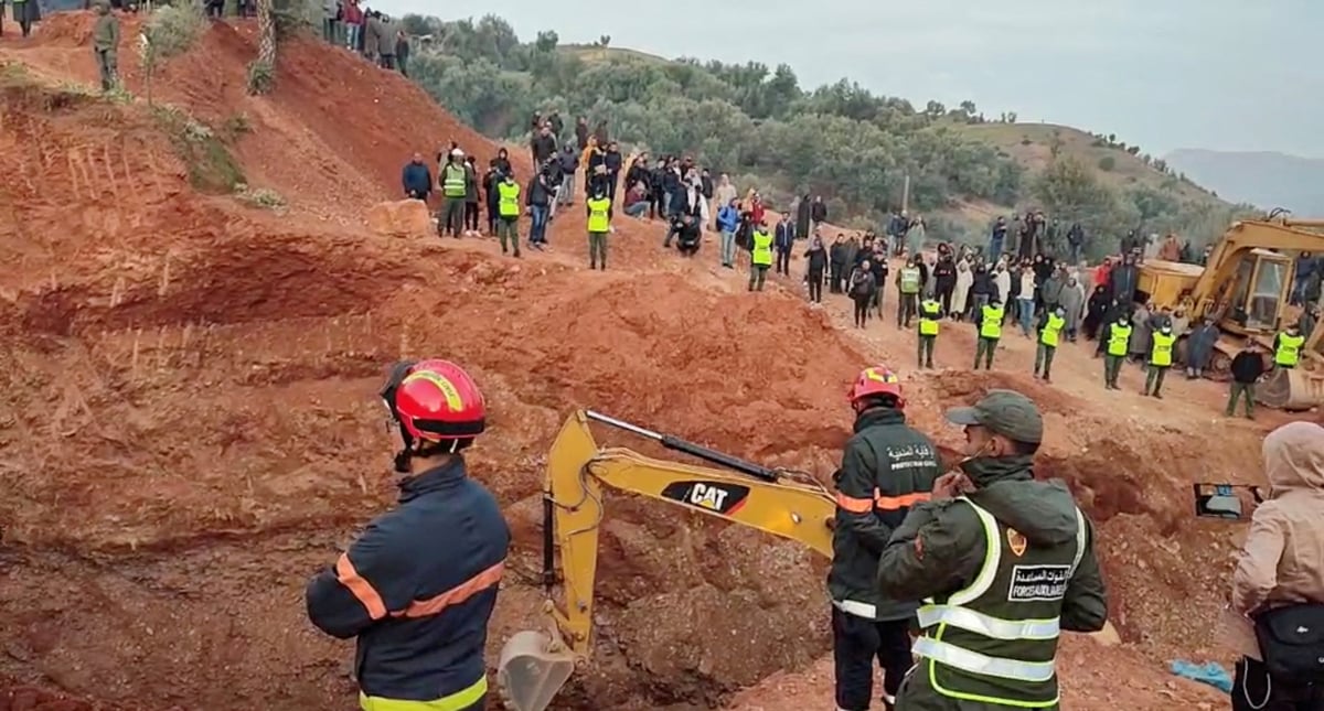 Maroc: course contre la montre pour sauver un petit garcon tombe dans un puits