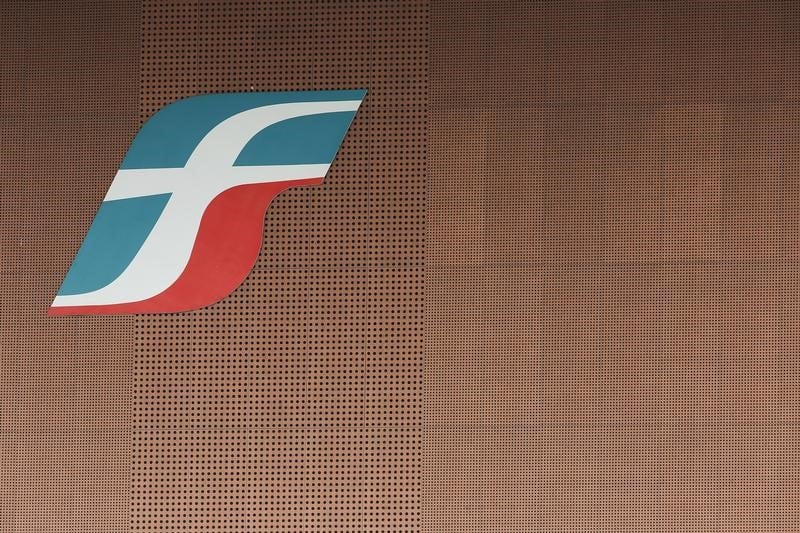Les chemins de fer italiens discutent d'une offre sur alitalia