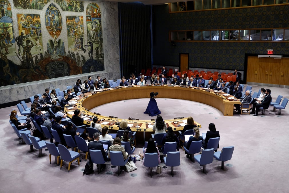 Le conseil de securite des nations unies se reunit publiquement pour discuter du conflit entre israel et le hamas a gaza