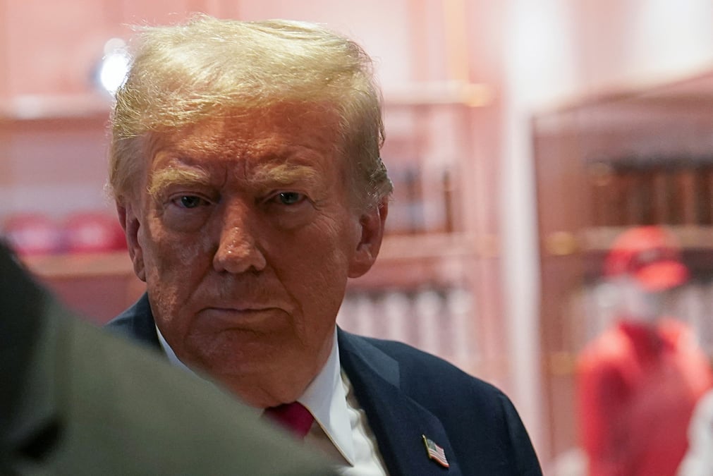 Donald trump lors d'une conference de presse a new york