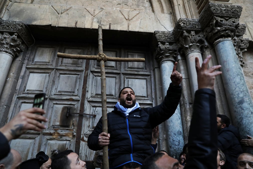 Vers la reouverture de l'eglise du saint-sepulcre a jerusalem