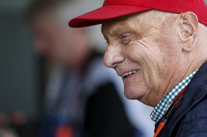 Niki lauda designe repreneur de la compagnie aerienne a son nom