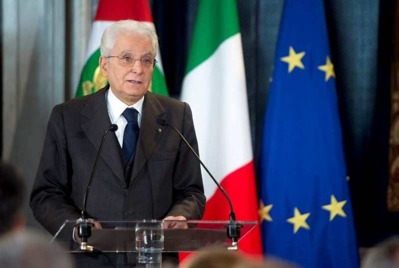 Italie: plus d'espoir de former un gouvernement, dit mattarella