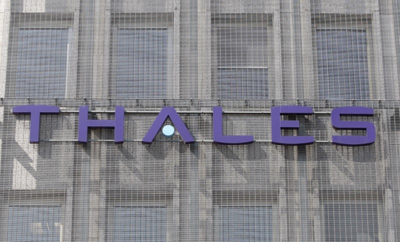 Thales pret a poursuivre les acquisitions ciblees