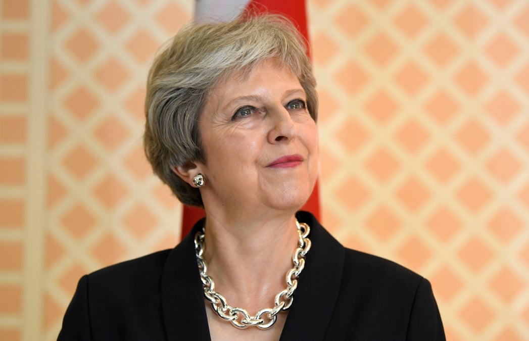 Avec may, macron ne se substituera pas a barnier