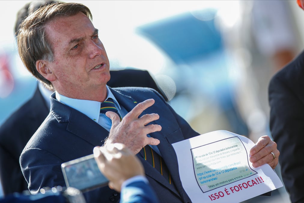 Bresil: bolsonaro, en conflit avec la cour supreme, designe un nouveau chef de la police