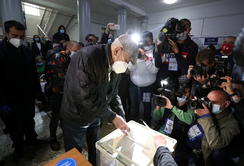 Le parti au pouvoir grand vainqueur des legislatives en georgie