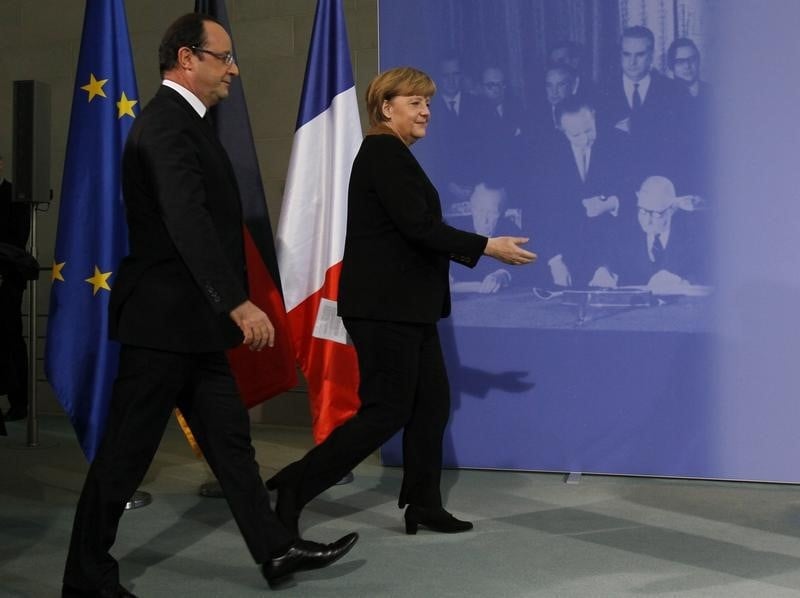 Hollande et Merkel veulent s'accorder sur les postes européens