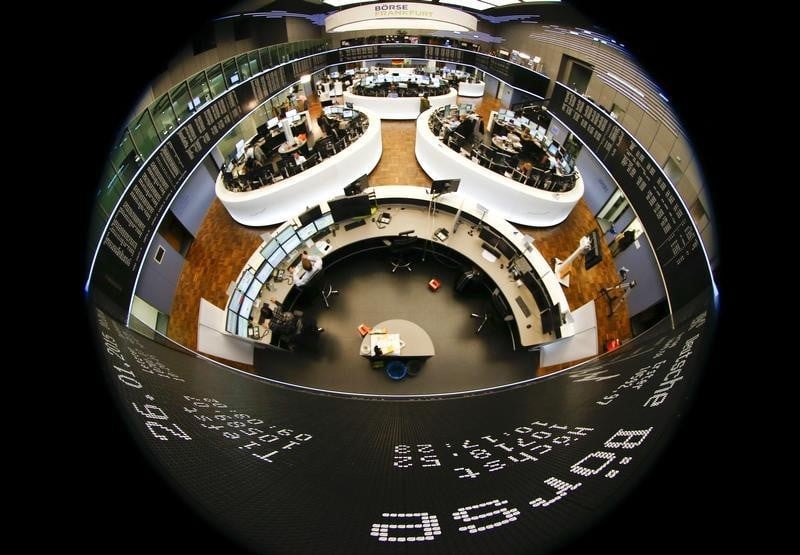 Les bourses europeennes ouvrent en baisse