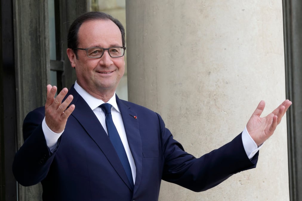 Francois hollande donne des gages pour convaincre les militants socialistes