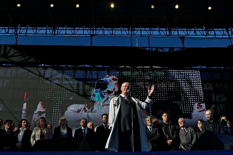 De retour à Belgrade, le nationaliste Seselj réunit ses partisans