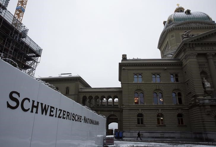 Les analystes n'excluent pas de nouvelles interventions de la banque nationale suisse