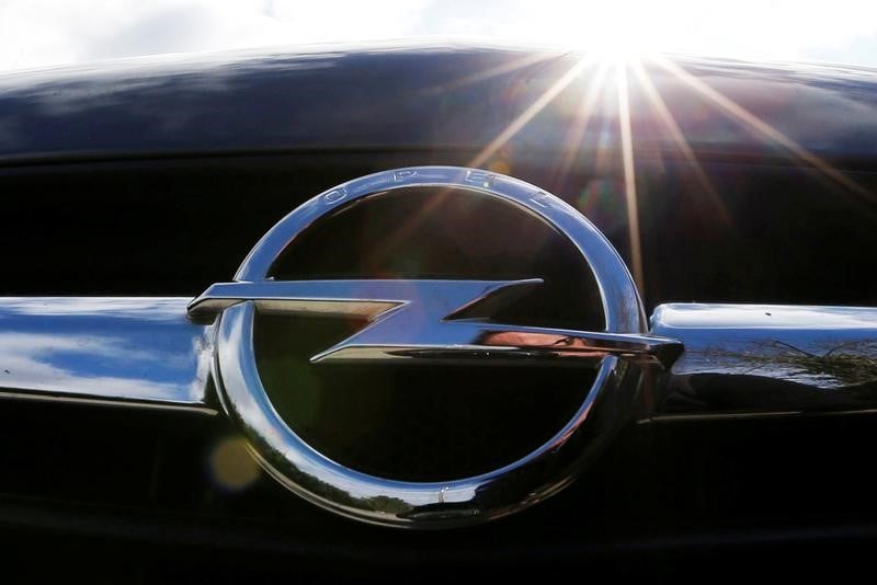 Le directeur des ressources humaines d'opel, ulrich schumacher, quitte le groupe