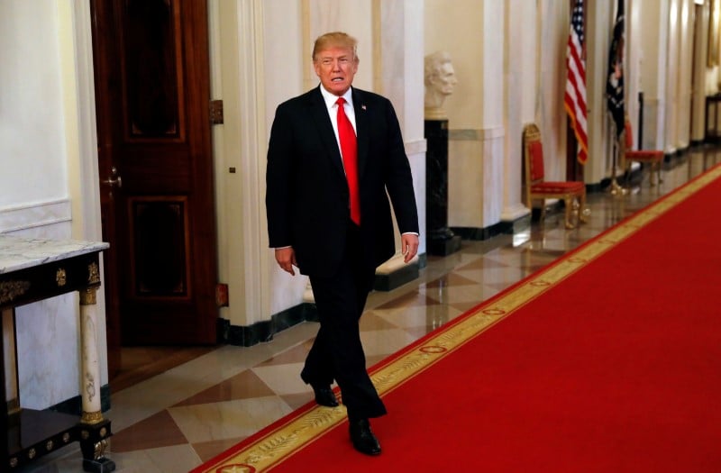 Trump veut des poursuites contre les fabricants d'opioides