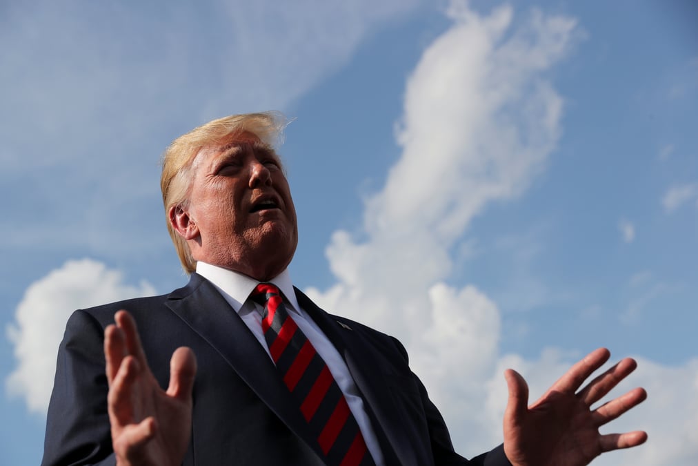 Trump declare reflechir a de possibles baisses de taxes