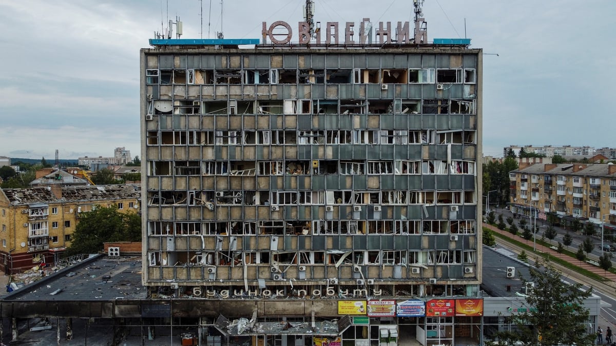 Un immeuble de vinnytsia apres une frappe russe