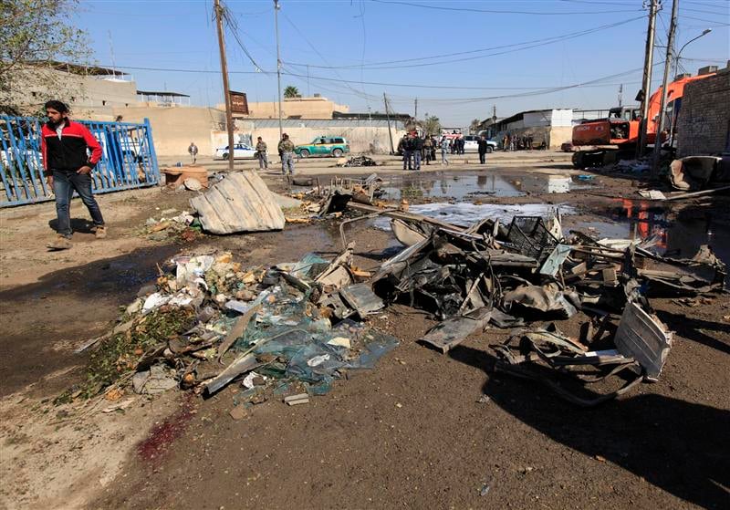 Série d'attentats à la voiture piégée à Bagdad, 13 morts