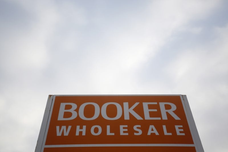 Booker estime que son rachat par tesco sera finalise debut 2018