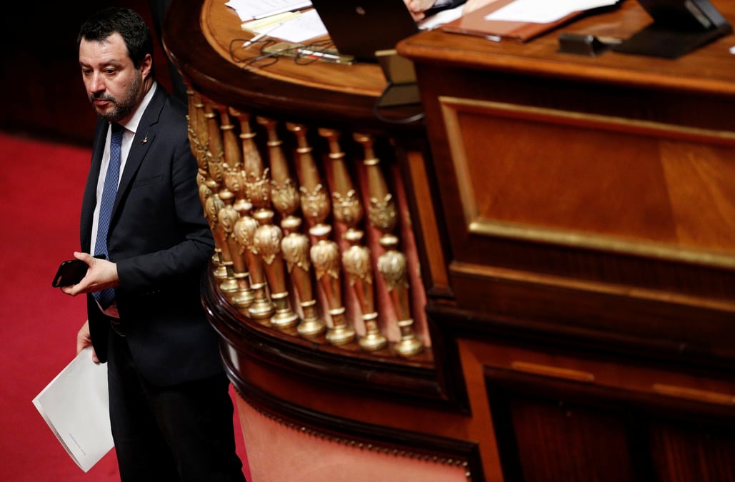 Le senat italien leve l'immunite parlementaire de salvini
