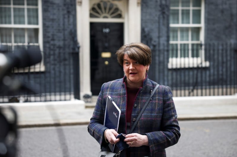 Irlande du nord: demission officielle de la premiere ministre foster