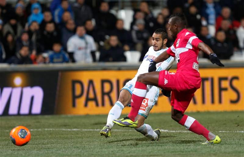 Ligue 1: Lille encore battu, l'OM et l'OL n'en profitent pas