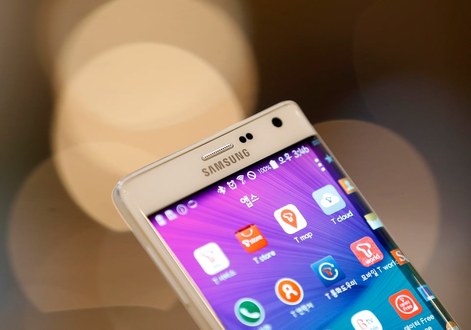 Samsung elec attend un premier recul en 3 ans du benefice annuel