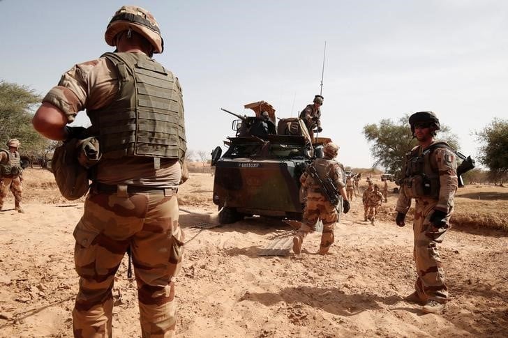 15 islamistes mis "hors de combat" par l'armee francaise au mali
