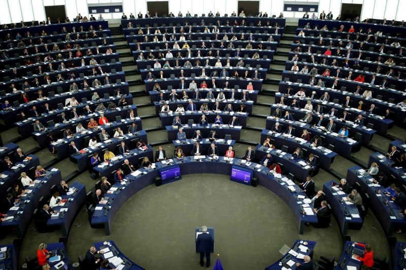 Feu vert du parlement europeen a la poursuite du plan juncker