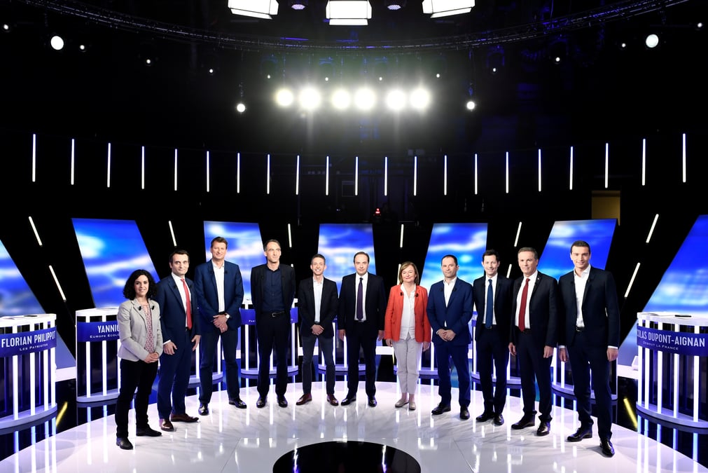 Les candidats s'adressent aux jeunes tentes par l'abstention