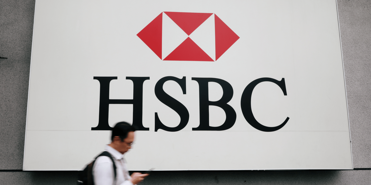 Hsbc va supprimer 35.000 emplois pour tenter de se relancer