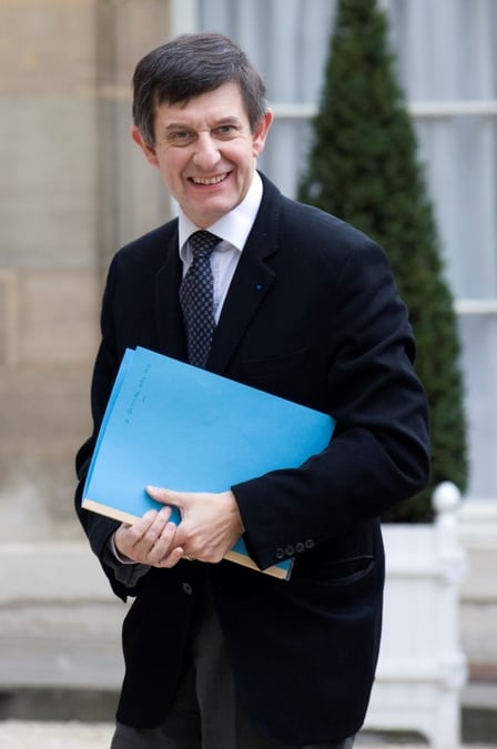 Jean-pierre jouyet, poursuivi en diffamation par francois fillon, relaxe