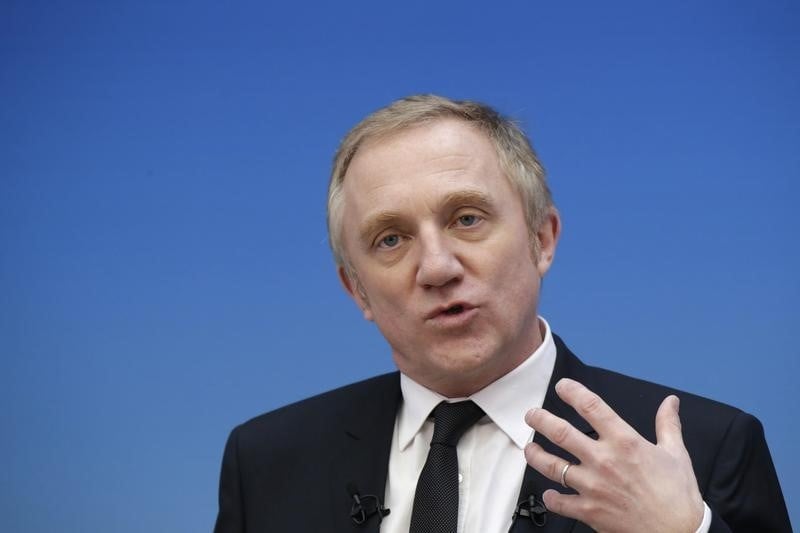 Baisse des resultats de kering en 2015