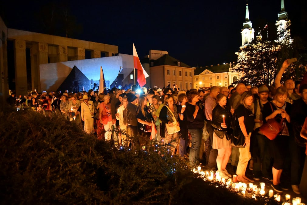 Les reformes judiciaires en pologne critiquees a bruxelles