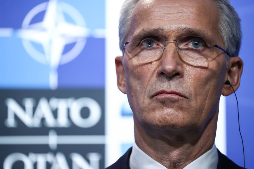 Des raids aeriens seront menes si les taliban abritent des terroristes, previent l'otan