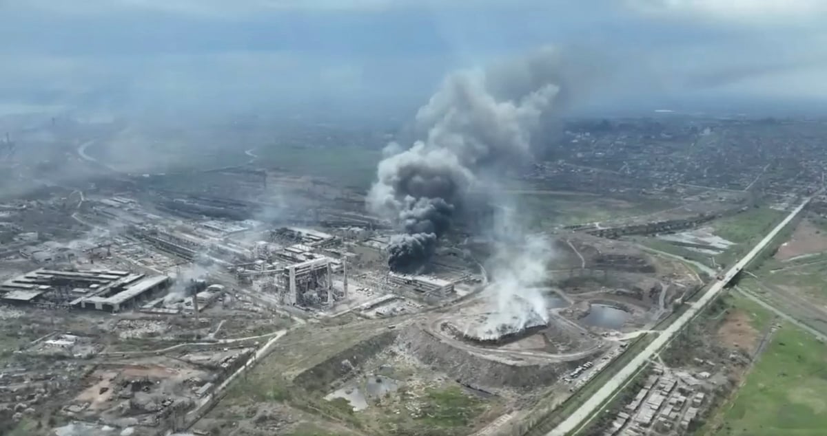 Les separatistes prorusses ont lance l'assaut contre l'usine azovstal de marioupol, selon ria